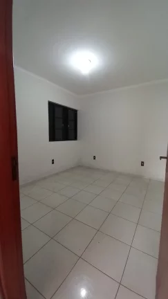 Imagem CASA Á VENDA NO JARDIM SANTA MONICA EM FRANCA/SP - 250m² terreno - 221m² construção - 04 dormitórios sendo 1 suíte