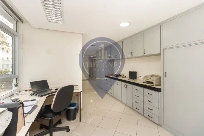 Imagem Oportunidade Única: Conjunto Comercial à Venda em São Paulo - 2 Salas, 4 Banheiros, 202m² na Consolação!