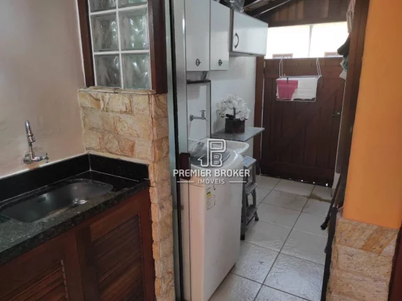 Imagem Casa à venda, 60 m² por R$ 385.000,00 - Artistas - Teresópolis/RJ