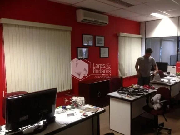 Imagem Prédio Comercial à venda , 750m², vagas para carros e caminhões, Vila Amália (Zona Norte), São Paulo, SP