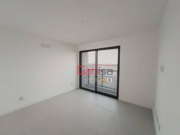 Imagem Apartamento com 2 dormitórios à venda, 82 m² por R$ 550.000,00 - Nova São Pedro - São Pedro da Aldeia/RJ