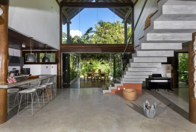Imagem Casa de alto padrão frente mar localizada no bairro Velha Boipeba em Cairu-BA