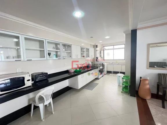 Imagem Apartamento com 3 dormitórios à venda, 205 m² por R$ 1.560.000,00 - Vila Nova - Cabo Frio/RJ