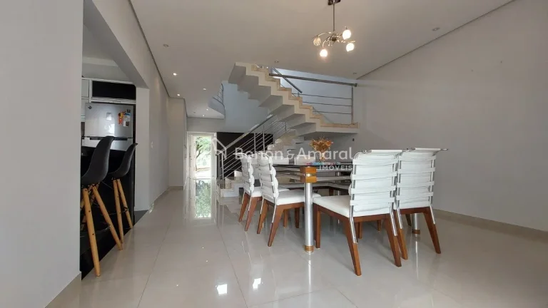 Imagem Casa para á venda em Condomínio em Valinhos com 237 mts num terreno de 307 mts.

Proprietários an...