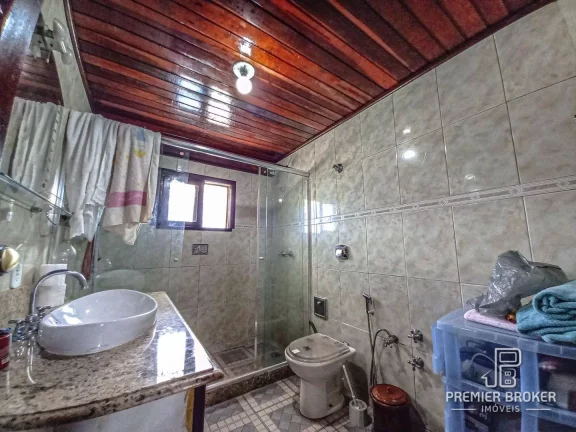 Imagem Casa à venda, 263 m² por R$ 900.000,00 - Fazendinha - Teresópolis/RJ