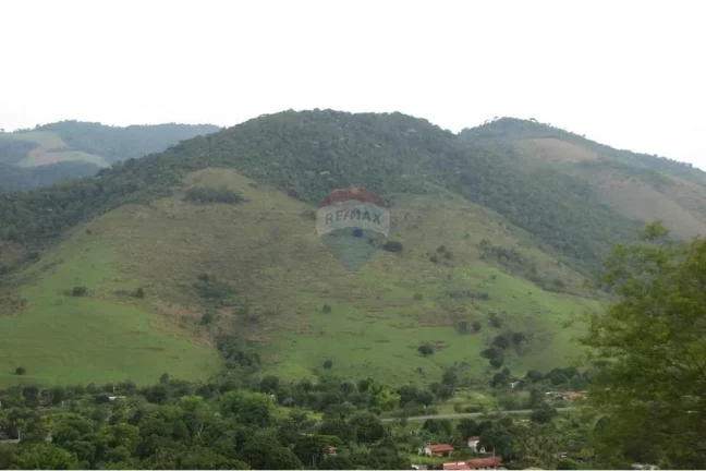 Imagem "Adquira Sua Fazenda dos Sonhos na Agro Brasil, RJ!"