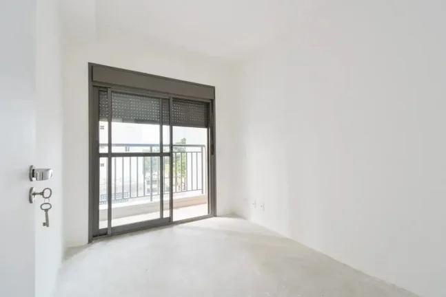 Imagem Apartamento 215M², 2Q, 2 Suítes, 2 Banheiros, 2 Vagas, Academia, Piscina Adulto e Infantil, Churrasqueira, Salão de Festas e Jogos, Quadra, Playground