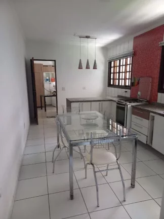 Imagem Sobrado com 3 dormitórios à venda, 260 m² por R$ 750.000,00 - Vila Figueira - Suzano/SP