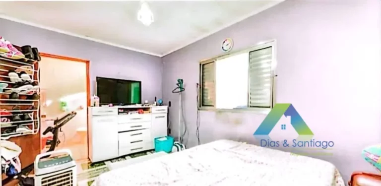 Imagem CERAMICA Casa 211M², 2 dormitórios, 1 suíte 4 vagas ótima localização e valor !!!