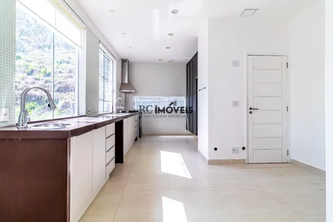 Imagem Casa a Venda no bairro Vila Progresso - Niterói, RJ