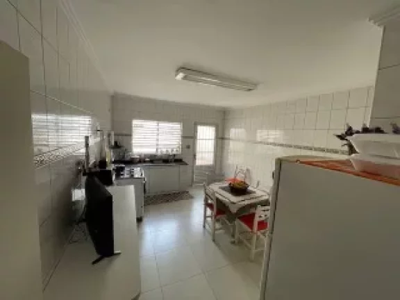 Imagem Casa com 2 Quartos à Venda, 172 m² em Vila Moraes - São Paulo