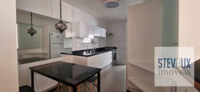 Imagem Apartamento reformado com lazer na melhor rua do Itaim Bibi