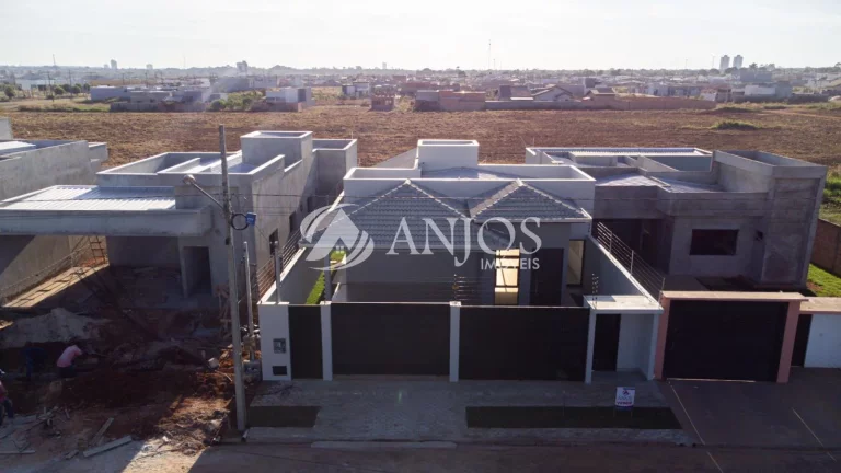 Imagem CASA NOVA Á VENDA,ACEITA FINANCIAMENTO, NO JARDIM MORUMBI, SINOP - MT.