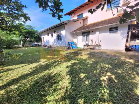 Imagem Casa com 3 Quartos à Venda, 250 m² em Capitais - Timbó