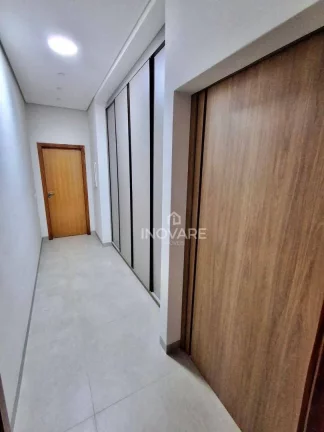 Imagem Casa com 3 dormitórios à venda, 195 m² por R$ 1.200.000 - Village Imperial - Itumbiara/GO