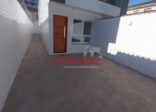 Imagem Casa sobreposta 3 dormitórios baixa com piscina no bairro do Embaré em Santos por R$1.390.000