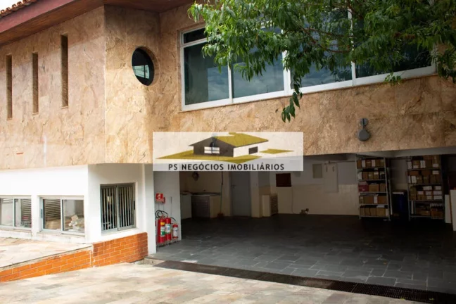 Sobrado para venda com 6 vagas