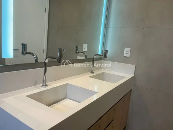 Imagem Maravilhosa casa térrea, acabamento de primeira, com 4 suítes todas com armários e ar condicionad...