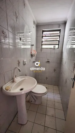 Imagem Sala térrea para locação central ao lado do Registro de Imóveis
