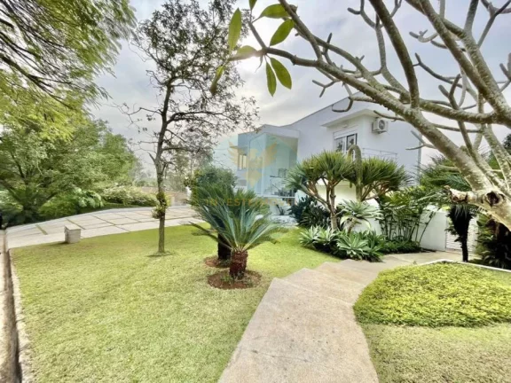 Casa Alto Padrão a Venda no bairro Granja Viana - Cotia, SP