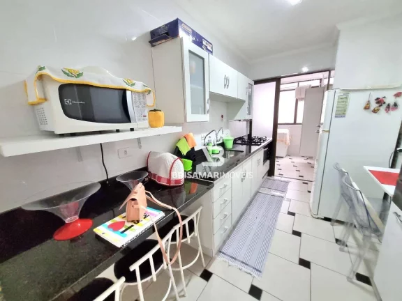 Imagem PITANGUEIRAS- LOCALIZAÇÃO ESPETACULAR , LINDO APARTAMENTO , 02 VAGAS DE GARAGEM NO PRÉDIO.
