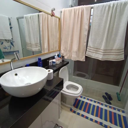 Imagem Casa De 3 Quartos Com Suite Sozinha No Lote Em Avenida No Marilia