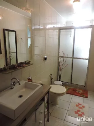 Imagem Apartamento 2 dormitórios Sacada - Prédio com salão de festas e portaria 12h