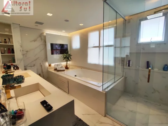Imagem Luxuoso apartamento à venda em Praia Grande-SP, Canto do Forte: 3 quartos, 3 suítes, 2 salas, 4 banheiros, 3 vagas, 250m².