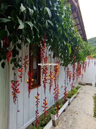 Imagem Casa à Venda com 05 Suítes , localizada na Praia de Taquaras em Balneário Camboriú - SC