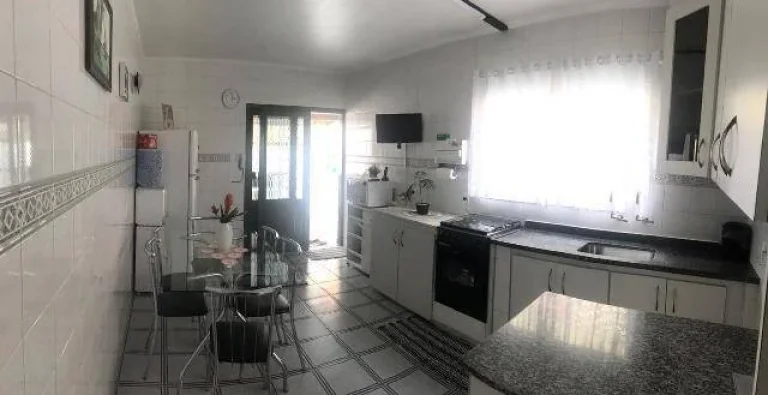Imagem Sobrado com 3 dormitórios na Vila Silvia