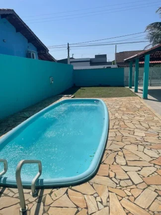 Imagem Casa para Venda em Itanhaém, Jamaica (Praia), 3 dormitórios, 1 suíte, 3 banheiros, 4 vagas