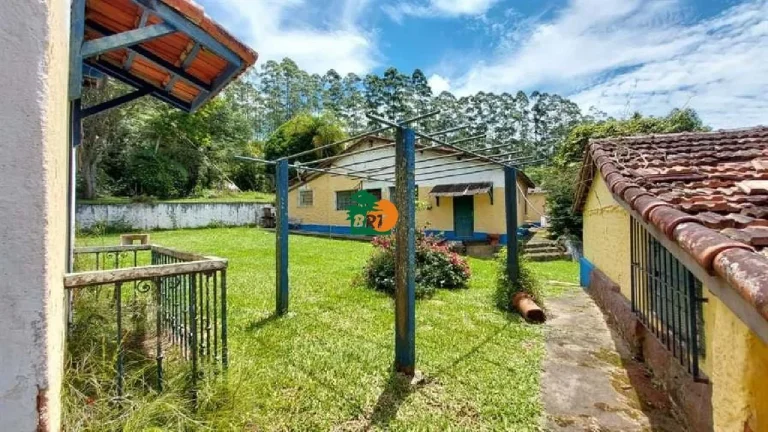 Imagem Sítio para Venda em São Roque, Jardim Cardoso (mailasqui), 3 dormitórios, 1 suíte, 1 banheiro, 1 vaga