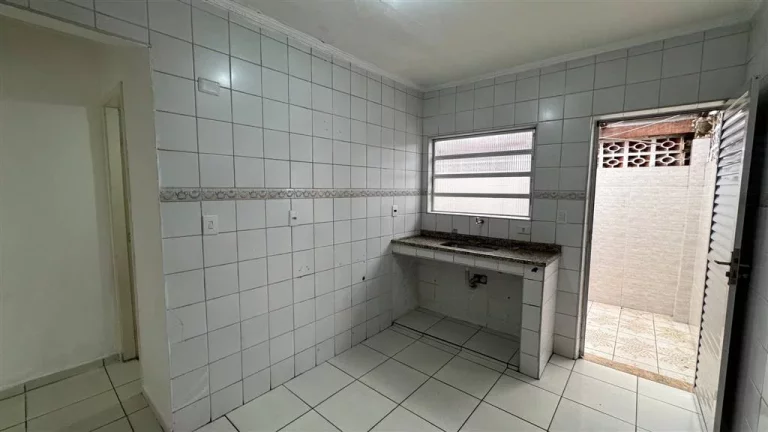 Imagem CASA COM 54.28 m² - NOVA MIRIM - PRAIA GRANDE SP