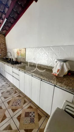 Imagem Villa Flora - Casa à venda no bairro Chácaras Residenciais Santa Maria - Votorantim/SP