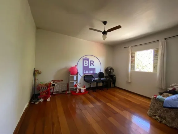Imagem Casa á venda em Cambezinho