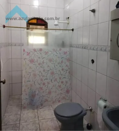 Imagem Chácara com casa e área gourmet à venda em Atibaia