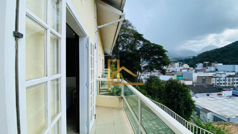 Imagem Casa em condomínio c/ 3 suítes à 1 min do Centro