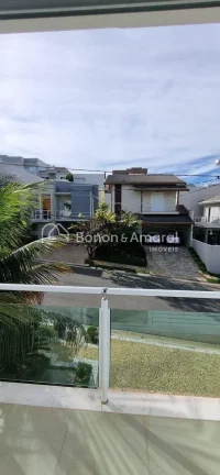 Imagem Esta belíssima residência no Condomínio Le Village destaca-se pelo projeto moderno e sofisticado,...