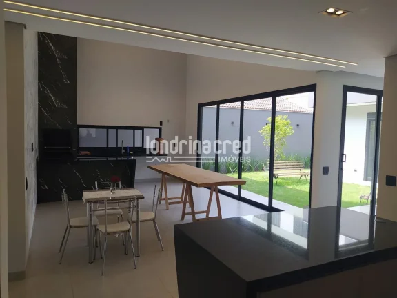 Imagem Casa com conceito moderno, ótima localização, possuindo 03 quartos, sendo 01 suíte, 2 banheiros, sala, cozinha, 4 vagas de garagem, Monte Belo, Londrina.