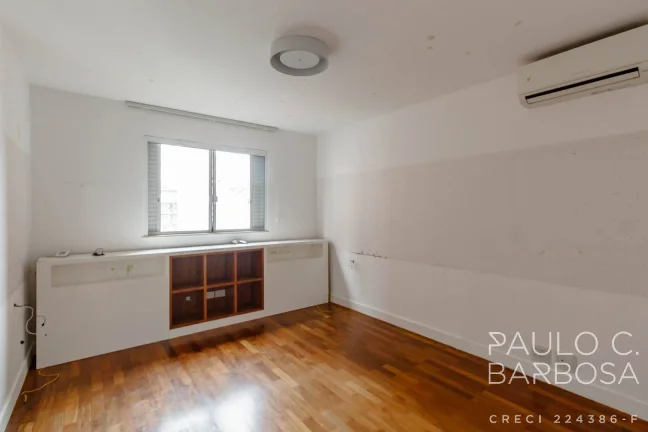 Imagem Rua Jacurici Venda - 3 dormitórios (1 Suite) - 2 Vagas - 236 m²