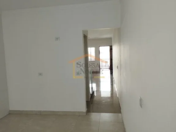 Imagem Sobrado novo com 120 m² de área útil e 85 m² de área construída. Possui 3 dormitórios, sendo ...