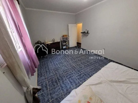 Imagem Ótima casa térrea à venda próximo do Swiss Park em Campinas
Casa com um maravilhoso quintal, sal...