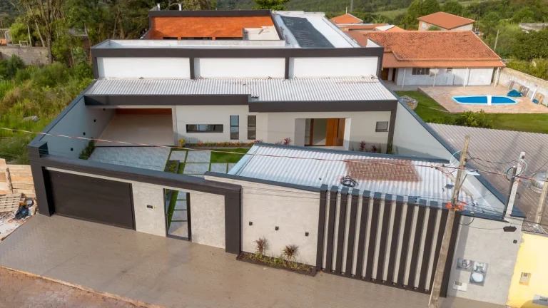 Imagem - Belíssima chácara alto padrão disponível para venda
