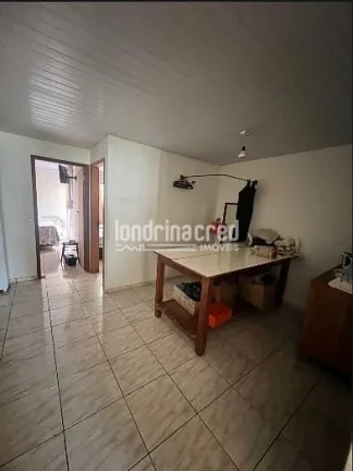 Imagem Ampla Casa à Venda em Londrina – 5 Quartos, Churrasqueira e 3 Vagas
