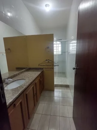 Imagem Casa para alugar no bairro Vila Eliana Maria - Guaratinguetá/SP