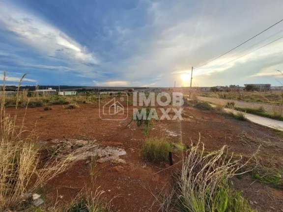 Imagem Terreno à Venda em Jardim Botânico - 382,62m² por R$239.999