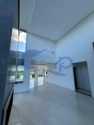 Imagem Casa á venda com 3 suítes no Engenho Velho em Torres/RS