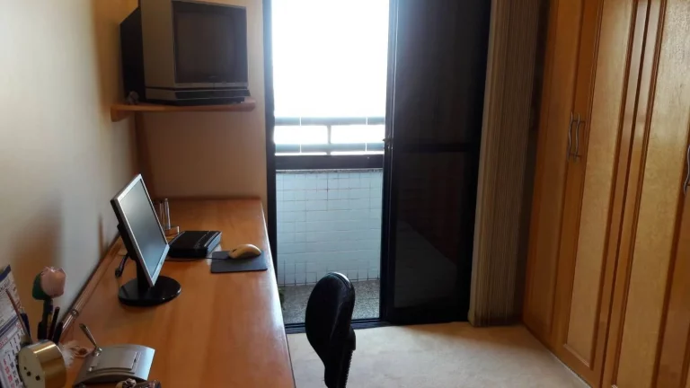Imagem Apartamento na Moóca de três dorms, sendo uma suite três vaga com 105 mts.