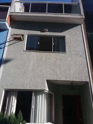 Imagem ÓTIMA CASA 94,5M² TRIPLEX NA FREGUESIA - JACAREPAGUÁ RIO DE JANEIRO