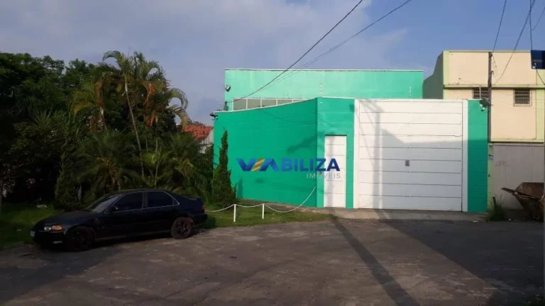 Galpão à Venda ou Locação, 250 m² em Cidade Maia - Guarulhos